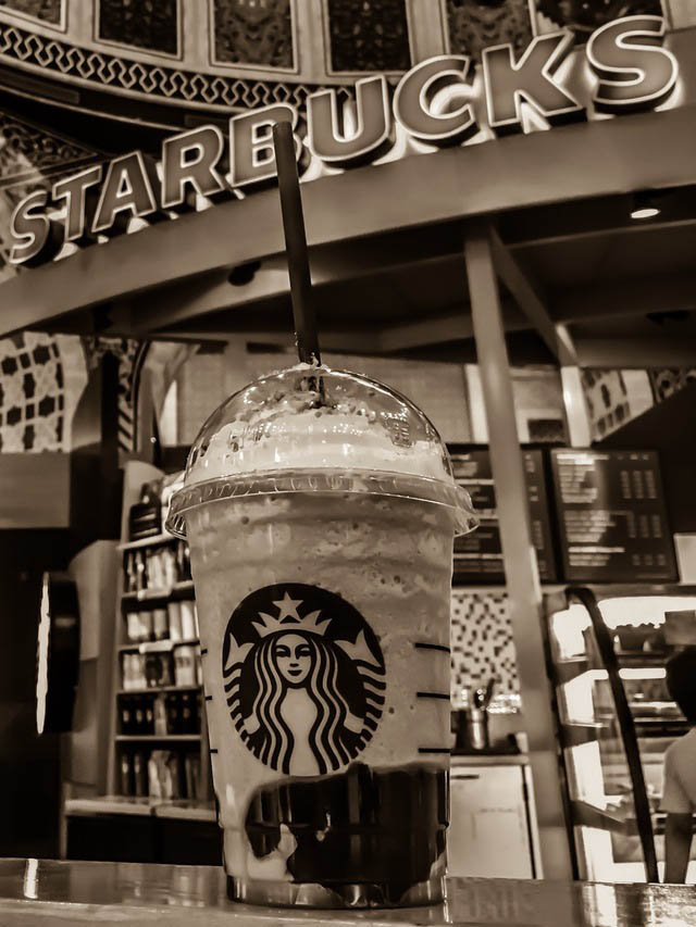 Advertising Methods as a Starbucks Marketing Strategy
